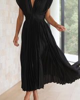 Damen Plissiertes Midikleid mit Tiefem V-Ausschnitt und Taillenband in Schwarz