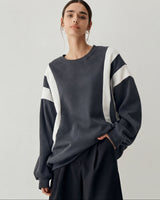 Damen Pullover mit Rundhalsausschnitt und Streifendetail an den Ärmeln in Grau