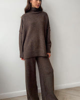 Damen Rollkragenpullover und Weite Hose Set mit Langen Ärmeln in Braun