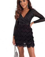 Damen Schwarzes Pailletten-Minikleid mit Federrock in Schwarz
