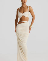 Damen Set mit Bustier-Oberteil und Maxirock mit geflochtenen Trägern und seitlicher Raffung in Weiß