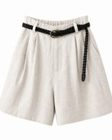 Damen Shorts mit hohem Bund, Falten, Gürtelschlaufen und Seitentaschen in Beige