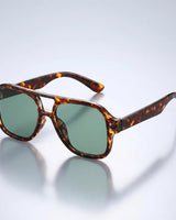 Damen-Sonnenbrille im Aviator-Stil mit Doppelsteg in Grünes Schildpatt