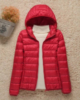 Amelie | Damen Steppjacke mit Kapuze ultraleichte gefütterte Übergangsjacke in Rot