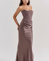 Damen trägerloses langes Kleid mit drapiertem Taillenpanel in Braun