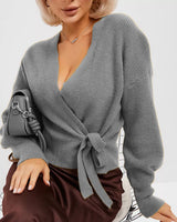 Damen Wickelstrickpullover mit V-Ausschnitt und Bindegürtel in Grau