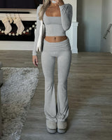 Damen Zweiteiliges Set mit Langarm-Crop-Top quadratischem Ausschnitt hohem Bund und Schlaghose in Hellgrau