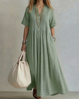 Betsaida – Elegantes Kleid Mit V-Ausschnitt Und kurzen Ärmeln in Grün