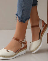 Damen Keilsandalen aus Canvas mit verstellbarem Espadrille-Riemen - Clara in Beige