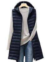 Aya - Die kuschelige und modische wattierte Jacke mit Kapuze in Marineblau
