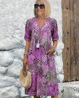 Dorina | V-Ausschnitt-Kleid mit Print in Lavendel