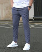 Bekzat - Hose Mit Geradem Bein in Blau