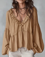 Narella - Rüschen-Shirt mit V-Ausschnitt in Khaki