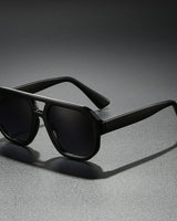 Eckige Herren-Sonnenbrille mit Doppelsteg in Mitternachtsschwarz