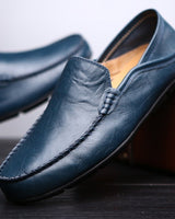 Elegante Herren Slip-On Loafer in Marineblau