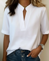 Udeshika - Elegante Bluse Mit Raffiniertem Kragen in Weiß