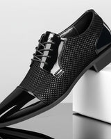 Dernard – Schnürschuhe Aus Leder in Schwarz