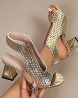 Dunnia – Eleganter Slingback Pumps Mit Gewebtem Obermaterial in Gold