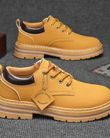 TRAVOR – Klassische Schnürschuhe Mit Runder Zehen in Braun