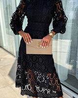 Noor - Romantisches Spitzenkleid in Schwarz