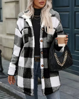 Zariana – Plüschjacke Mit Kariertem Muster im Grenzüberschreitend-Stil in Schwarz / Weiß