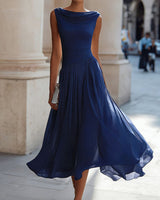 Vireen - plissiertes Midikleid in Marineblau