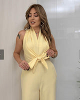 Kamwi - Eleganter Jumpsuit Mit Drapiertem Ausschnitt Und Weitem Bein in Gelb