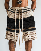 Gestreifte Herren-Shorts mit Lochmuster und Kordelzug in Schwarz