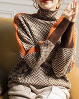 Greta | Damen Rollkragenpullover mit Muster und weitem Schnitt in Orange