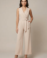 Lucy | Weites Bein Langarm Jumpsuit in Beige