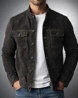 Herren Jacke mit Knopfleiste, Stehkragen und Brusttaschen mit Klappe in Schwarz