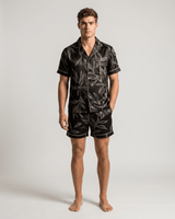 Herren Schlafanzug kurz gemustert mit Hemd und Shorts in Schwarzes Blatt