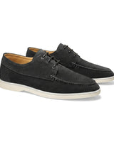 Herren-Schnürschuhe mit Mokassin-Naht und flacher Sohle in Schwarz