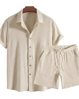 Herren Set aus Kurzarmhemd mit Knopfleiste und Shorts mit Kordelzug in Beige
