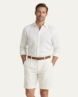 Herren Shorts mit Falten und Gürtel in Weiß