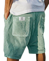 Herren Shorts mit Rippenstruktur und aufgesetzten Taschen in Grün