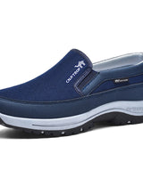 Herren Slipper mit Mesh-Oberfläche und Panelstruktur in Blau