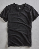 Herren T-Shirt mit Rundhalsausschnitt und Slub-Struktur in Schwarz