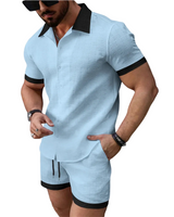 Herren zweiteiliges Set mit Kurzarmhemd mit Knopfleiste und Shorts mit elastischem Bund und Kordelzug in Hellblau