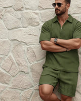 Herren Zweiteiliges Set mit Kurzarmshirt und Shorts mit Struktur in Dunkelgrün