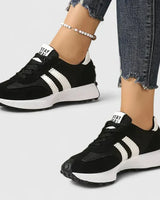 Johanna | Damen Frühlings Retro Schnürsneaker in Schwarz