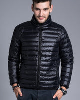 Leichte Herren-Steppjacke mit Kapuze und Reißverschluss - Tidus in Schwarz