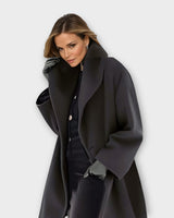 Julia | Damen Oversized Wintermantel im modernen Stil in Schwarz