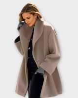 Julia | Damen Oversized Wintermantel im modernen Stil in Khaki