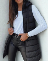 Karina | Elegante Damen Steppweste mit Kapuze als Alternative zur Jacke in Schwarz