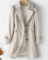 Karla | Damen Trenchcoat mit Knöpfen, Langer Schnitt mit Schmaler Form und Auffälliger Optik in Beige