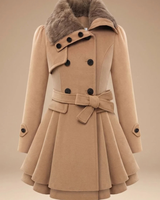 Karoline | Damen Winterjacke mit Kunstfell, Kragen und Gürtel in Beige