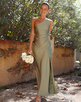 Kassandra | Damen One-Shoulder Asymmetrisches Maxikleid in Grün