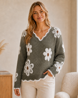 Katharina | Damen Pullover mit großen Blumen in Olivgrün