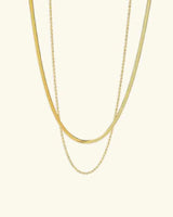 Ketten Layering Gold in Gold